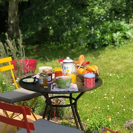 Maison De Centre-ville Au Calme Avec Jardin Et Parkings Hébergement de vacances Caen