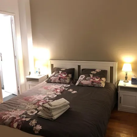 Hébergement de vacances Maison De Centre-ville Au Calme Avec Jardin Et Parkings Caen
