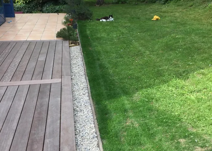 Maison De Centre-ville Au Calme Avec Jardin Et Parkings Holiday home Caen